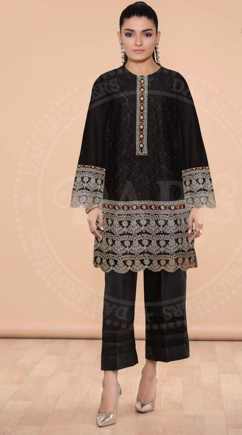 Ladies Embroidered Kurta
